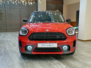 2021 Mini Countryman Cooper II Рестайлинг, красный, 3150000 рублей, вид 3