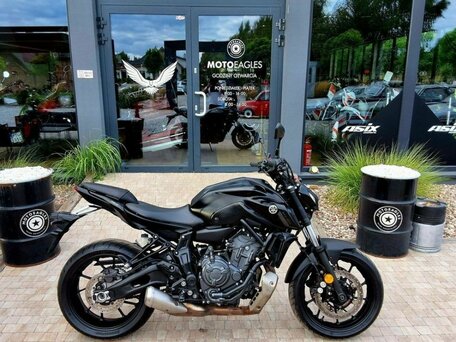 2022 Yamaha MT-07 (FZ-07), чёрный, 600000 рублей, вид 5