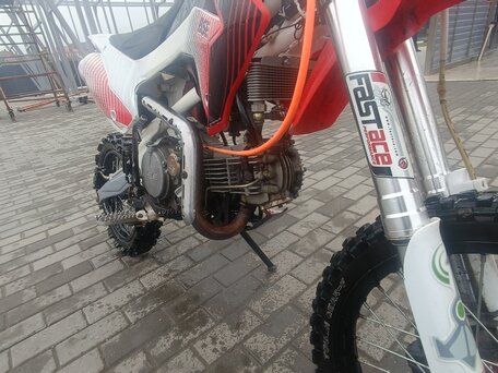 2018 BSE PH 160, красный, 65000 рублей, вид 4
