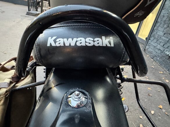 2020 Kawasaki W 800, чёрный, 730000 рублей - вид 8
