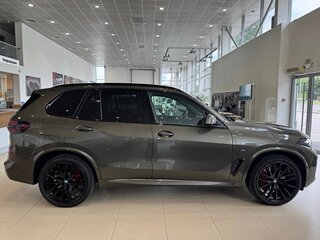 2024 BMW X5 40i IV (G05/G18) Рестайлинг, зелёный, 12000000 рублей, вид 4