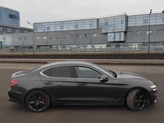 2022 Genesis G70 I Рестайлинг, серый, 3799000 рублей, вид 2