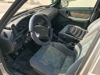 2003 Chevrolet Niva I, серебристый, 320000 рублей, вид 5