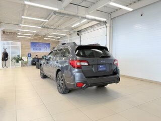 2019 Subaru Outback V Рестайлинг, серый, 2999900 рублей, вид 4