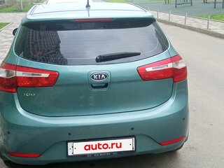 2012 Kia Rio III, зелёный, 850000 рублей, вид 4