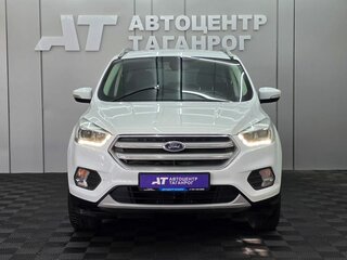 2017 Ford Kuga II Рестайлинг, белый, 1749000 рублей, вид 4