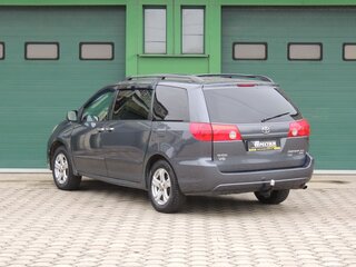 2005 Toyota Sienna II Рестайлинг, серый, 1190000 рублей, вид 4
