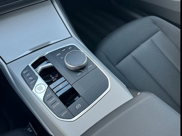 2024 BMW 3 серии 318i VII (G2x) Рестайлинг, синий, 4310659 рублей - вид 10