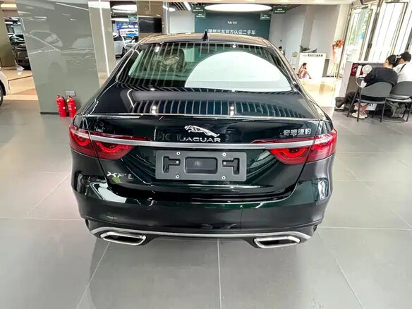 2024 Jaguar XF L II Рестайлинг, зелёный, 5579150 рублей - вид 5