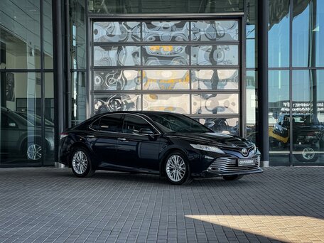 2019 Toyota Camry VIII (XV70), синий, 2899000 рублей, вид 1