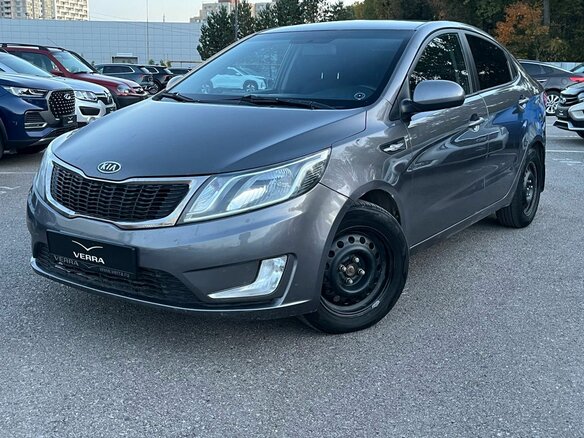 2012 Kia Rio 5-speed III, серый, 630000 рублей