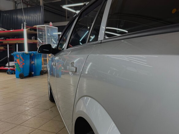2011 Opel Astra H Рестайлинг, серебристый, 680000 рублей - вид 9