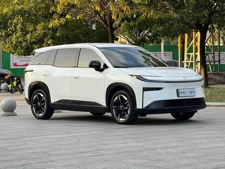 2026 Toyota bZ3X 58.3 kWh, белый, 2574000 рублей, вид 2