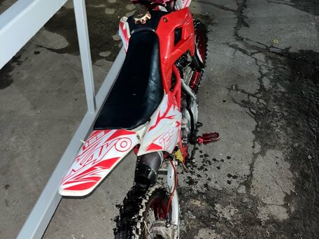 2015 Kayo Classic, красный, 55000 рублей, вид 3