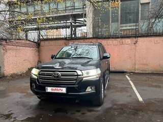 2020 Toyota Land Cruiser 200 Series Рестайлинг 2, чёрный, 8900000 рублей, вид 1