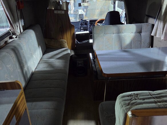 1994 Toyota Dyna, белый, 1600000 рублей - вид 8