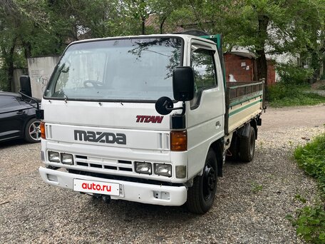 1996 Mazda Titan, белый, 1350000 рублей, вид 2