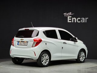 2022 Chevrolet Spark IV Рестайлинг, белый, 1075000 рублей, вид 4