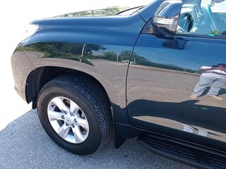 2013 Toyota Land Cruiser Prado 4-speed 150 Series Рестайлинг 1, серый, 2750000 рублей, вид 4