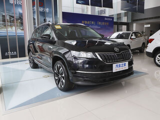 2025 Skoda Karoq DSG7 I, чёрный, 2680000 рублей, вид 3