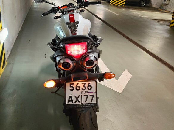 2009 Yamaha FZ6, белый, 400000 рублей - вид 2