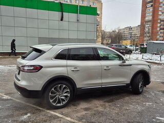 2021 Lincoln Nautilus I, серый, 3860000 рублей, вид 2