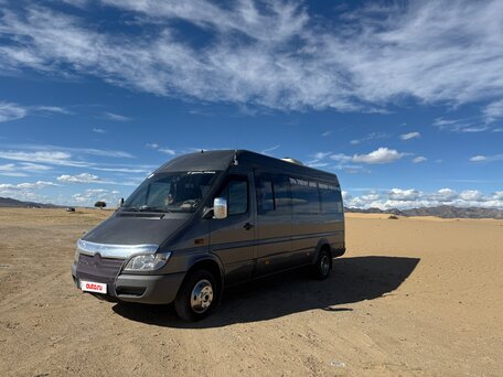 2017 Mercedes-Benz Sprinter Classic, серый, 2850000 рублей, вид 2
