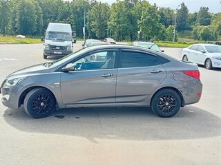 2014 Hyundai Solaris I Рестайлинг, серый, 400000 рублей, вид 3