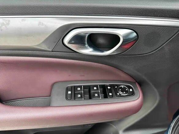 2022 GAC Trumpchi M6 Pro, чёрный, 2147007 рублей - вид 16