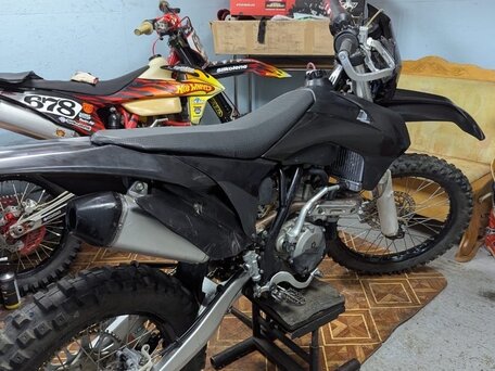 2021 Avantis Enduro 300 Carb, чёрный, 250000 рублей, вид 2