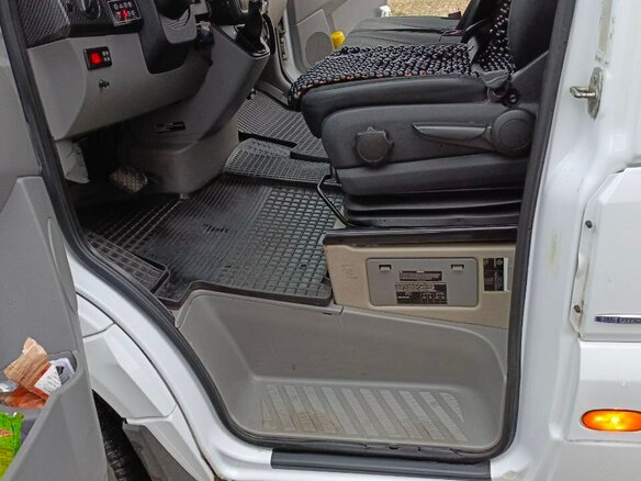 2014 Mercedes-Benz Sprinter, белый, 4750000 рублей - вид 12