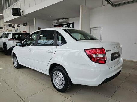 2025 Lada (ВАЗ) Granta I Рестайлинг, белый, 875000 рублей, вид 5