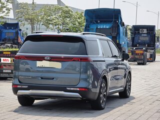 2021 Kia Carnival IV, серый, 3300000 рублей, вид 5