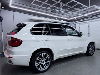 2011 BMW X5 50i II (E70) Рестайлинг, белый, 2050000 рублей, вид 4