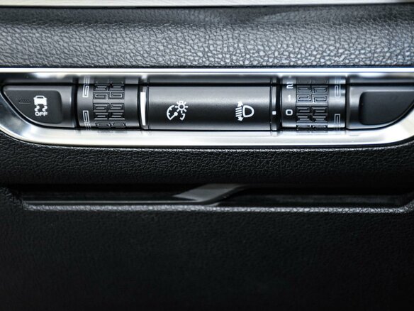 2021 Geely Binyue I, красный, 1699000 рублей - вид 24