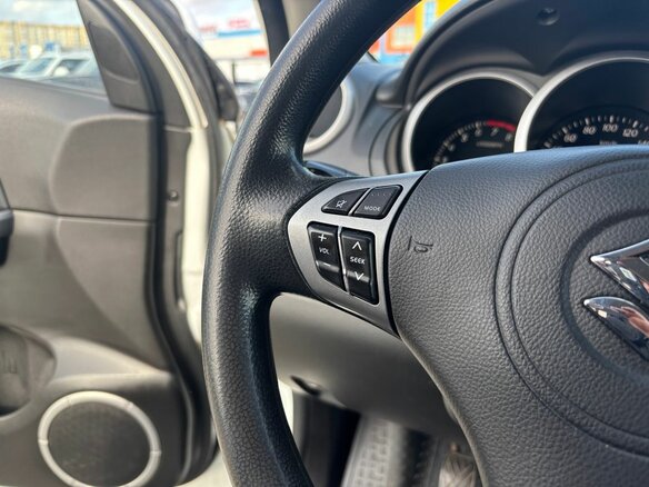 2014 Suzuki Grand Vitara II Рестайлинг 2, белый, 1350000 рублей - вид 12