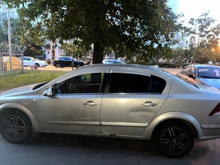 2010 Opel Astra H Рестайлинг, белый, 250000 рублей, вид 4