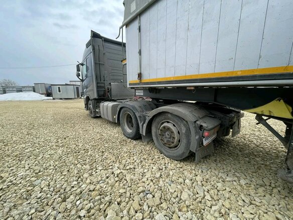 2020 Volvo FH, красный, 8024000 рублей - вид 3