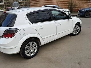 2012 Opel Astra H Рестайлинг, белый, 620000 рублей, вид 5