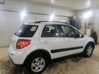 2013 Suzuki SX4 I (Classic) Рестайлинг, белый, 745000 рублей, вид 3
