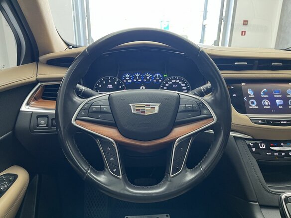 2017 Cadillac XT5 I, чёрный - вид 12