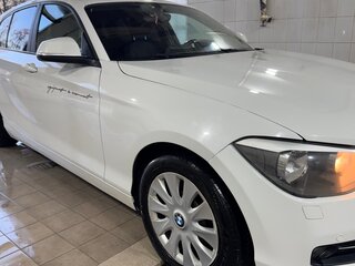 2013 BMW 1 серии 116i II (F20/F21), белый, 920000 рублей, вид 4