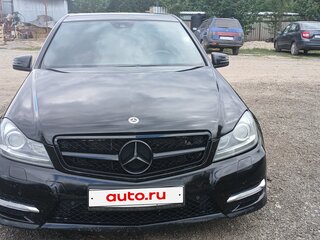 2011 Mercedes-Benz C-Класс 180 BlueEFFICIENCY III (W204) Рестайлинг, чёрный, 1290000 рублей, вид 2