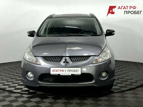 2008 Mitsubishi Grandis I, серый - вид 2