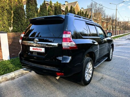 2016 Toyota Land Cruiser Prado 150 Series Рестайлинг 1, чёрный, 4190000 рублей, вид 4