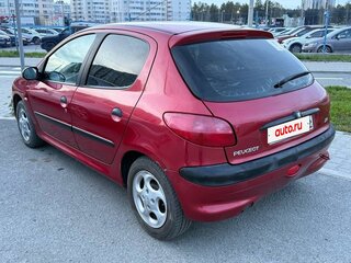 2002 Peugeot 206, красный, 280000 рублей, вид 4