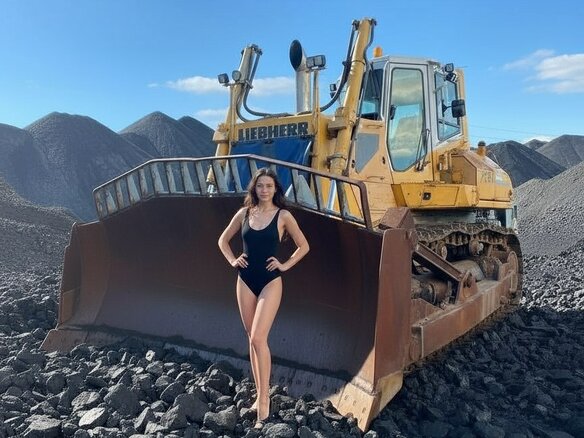 2008 Liebherr PR 752 Litronic, золотистый, 6500000 рублей
