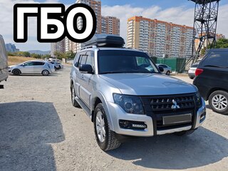2008 Mitsubishi Pajero IV, серебристый, 1950000 рублей, вид 1
