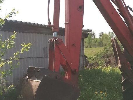 1998 МТЗ (BELARUS) Экскаваторы-погрузчики, красный, 670000 рублей, вид 3