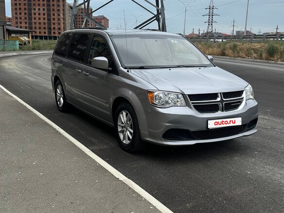 2016 Dodge Caravan Grand V, серый, 2300000 рублей - вид 2